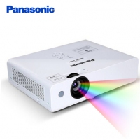松下(Panasonic)投影仪PT-X338C高清办公 会议教学 家用投影机